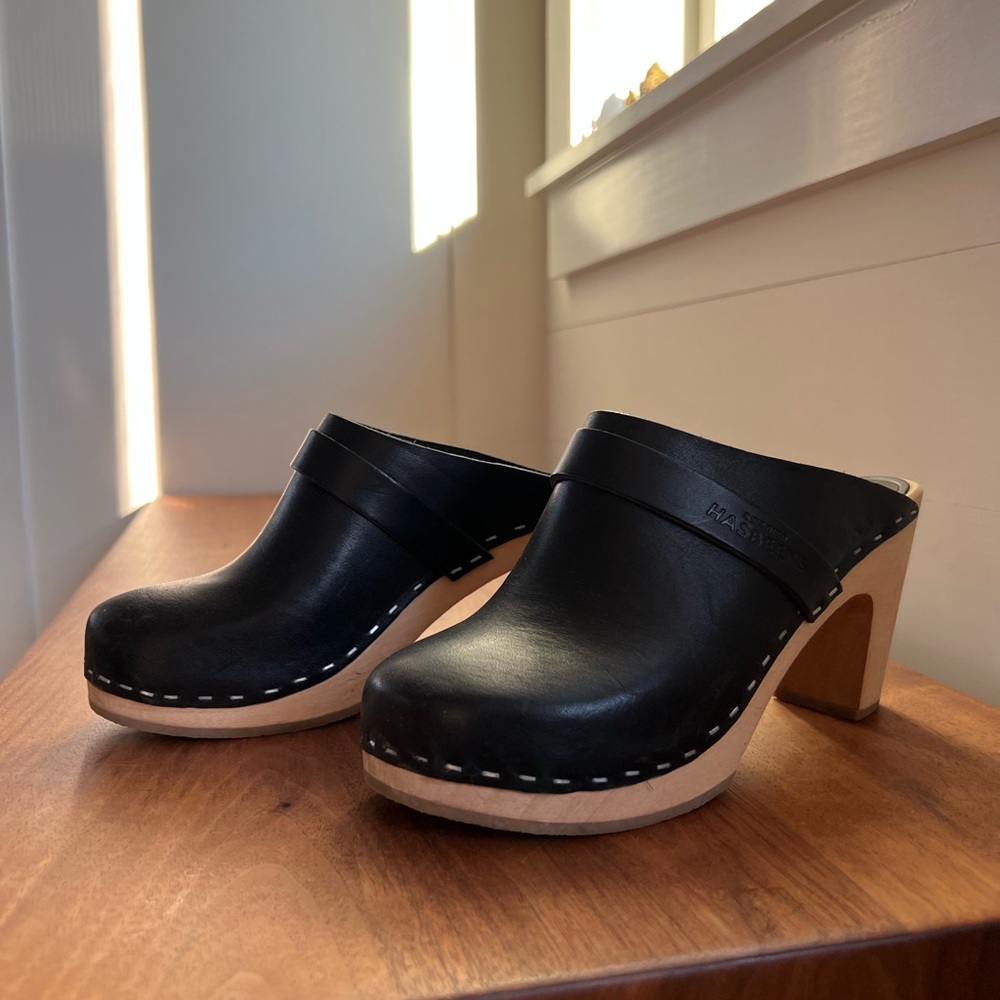 Swedish Hasbeens slip in classic clog